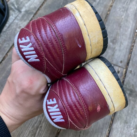 2007 Nike Dunk Low CL White Team Red Black Size 10.5 - Picture 8 of 11